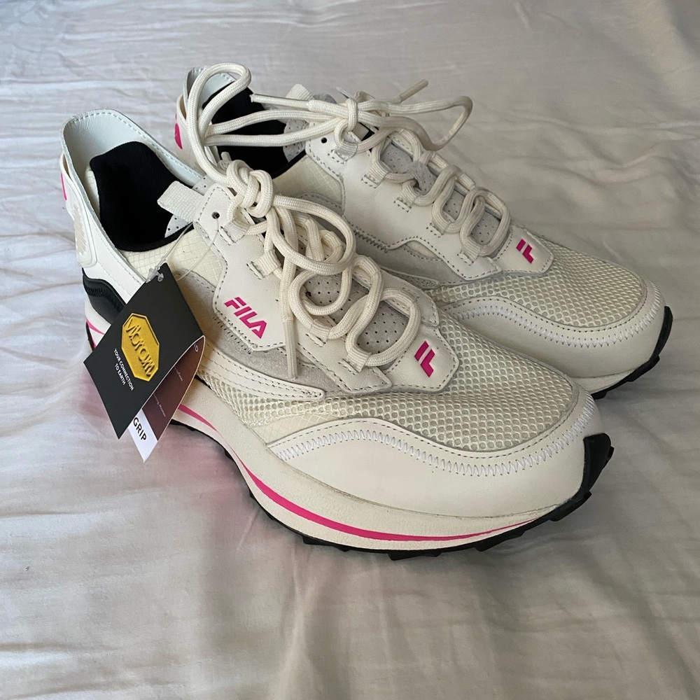 Fila White and Pink Sneakers with Breathable Mesh and Cushioning